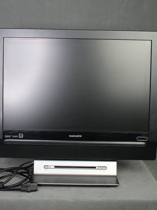 magnavox Other - Magnavox Lcd Color Tv & Dvd Video Player 20MF251W Tested Works E1-12